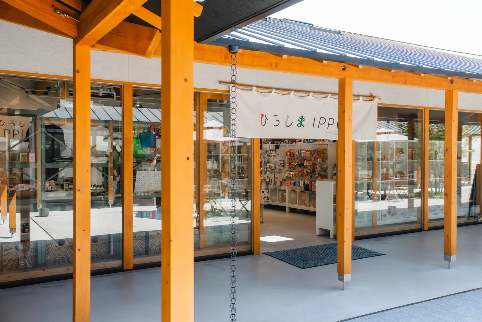 おりづるタワーで扱う商品